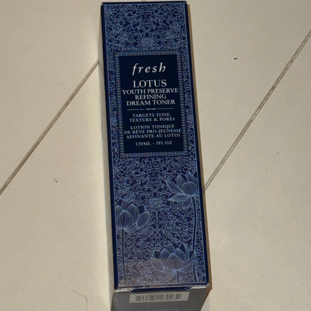 fresh Lotus Youth Preserve Refining Dream Toner - Picture 3 of 3